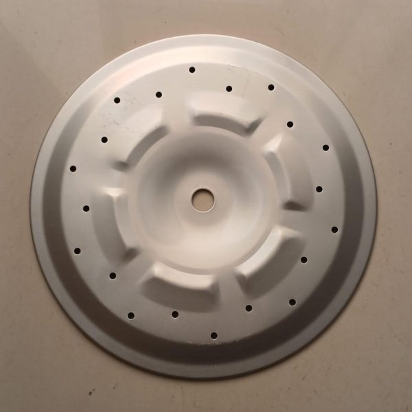 Pressure cooker lid plate